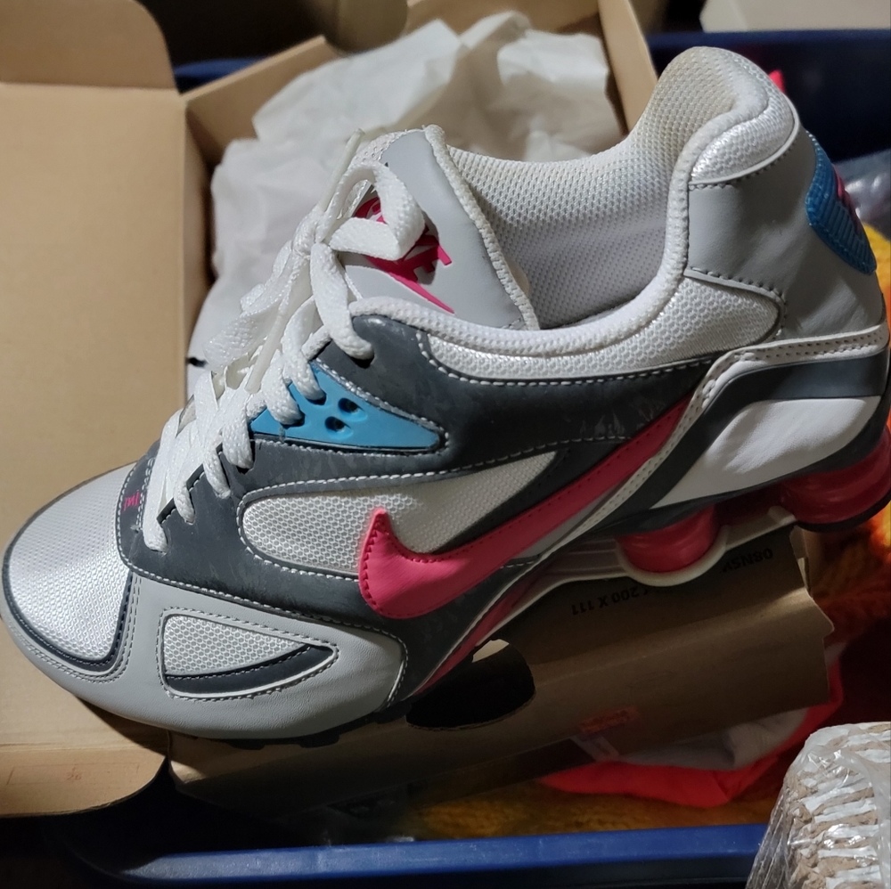 Used - Nike Shox Heritage Size 8.5